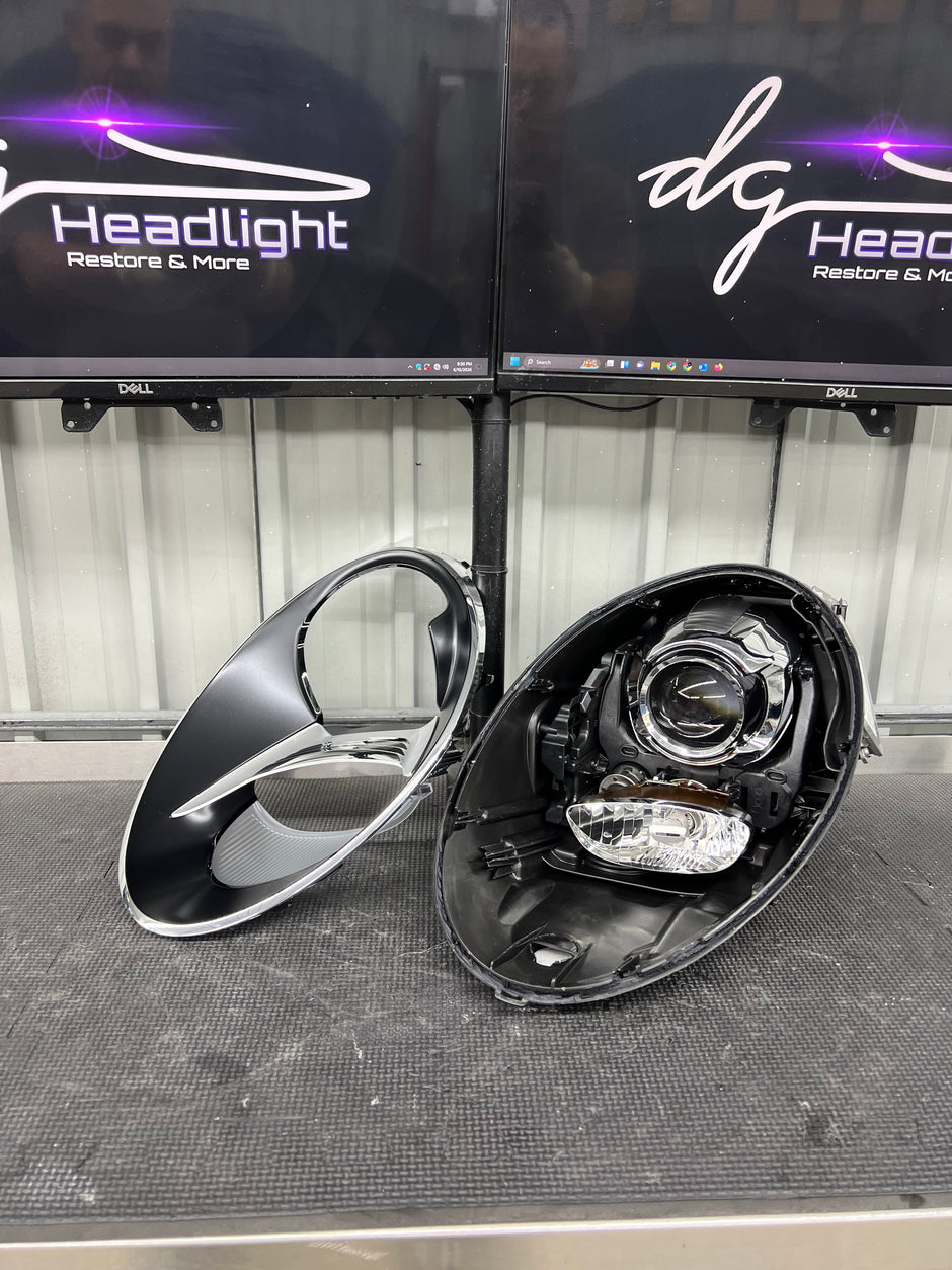2011–2019 Porsche 911 (991) Headlight Services