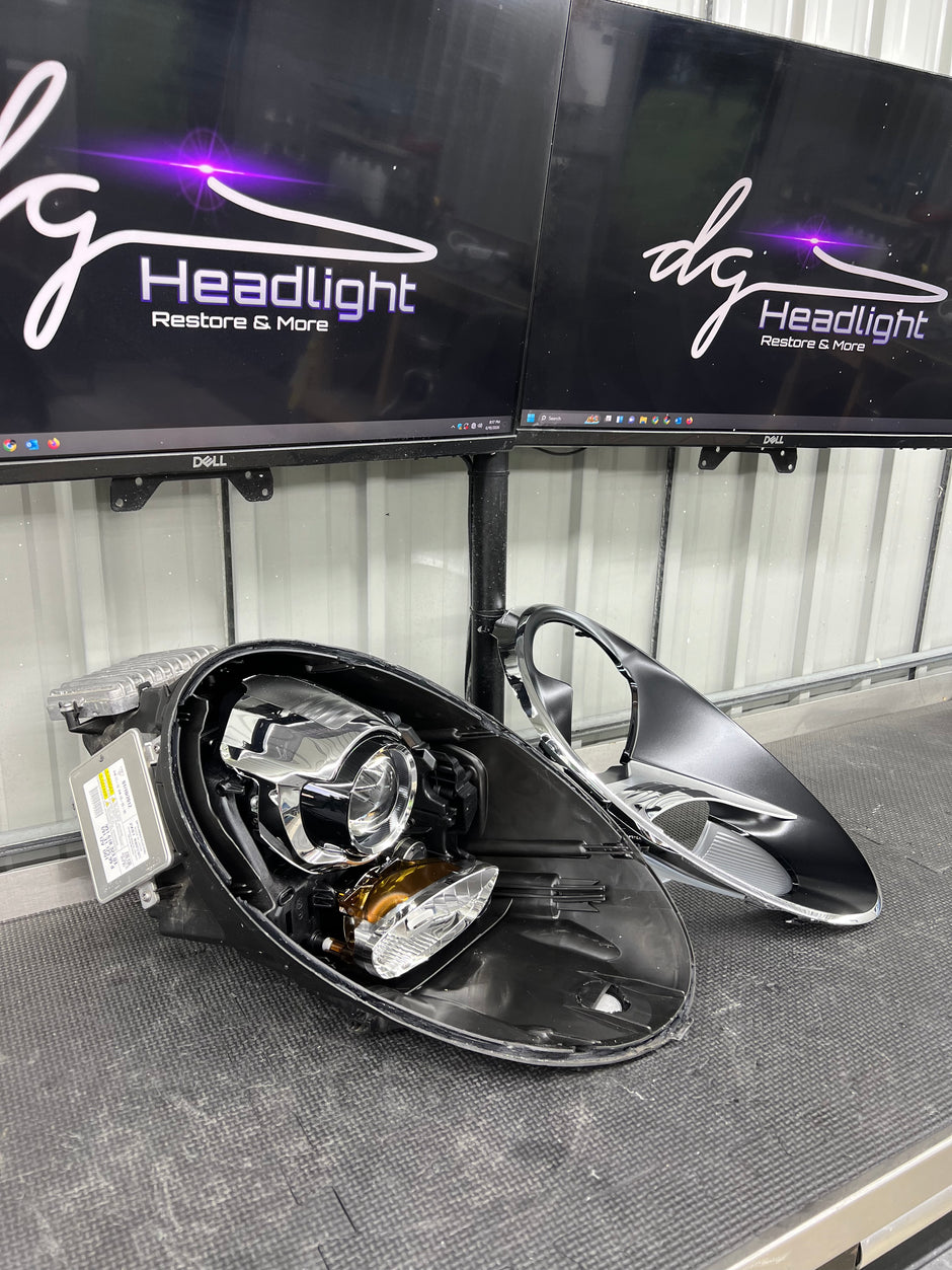 2011–2019 Porsche 911 (991) Headlight Services