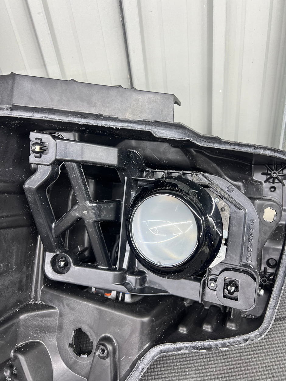 2009-2014 Ford F-150 Headlight Services