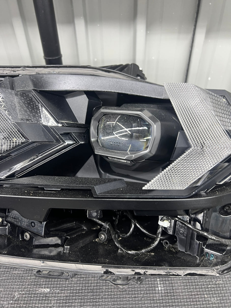 2024-2025 BMW X5 X6 F95 LCI Led Headlight Services