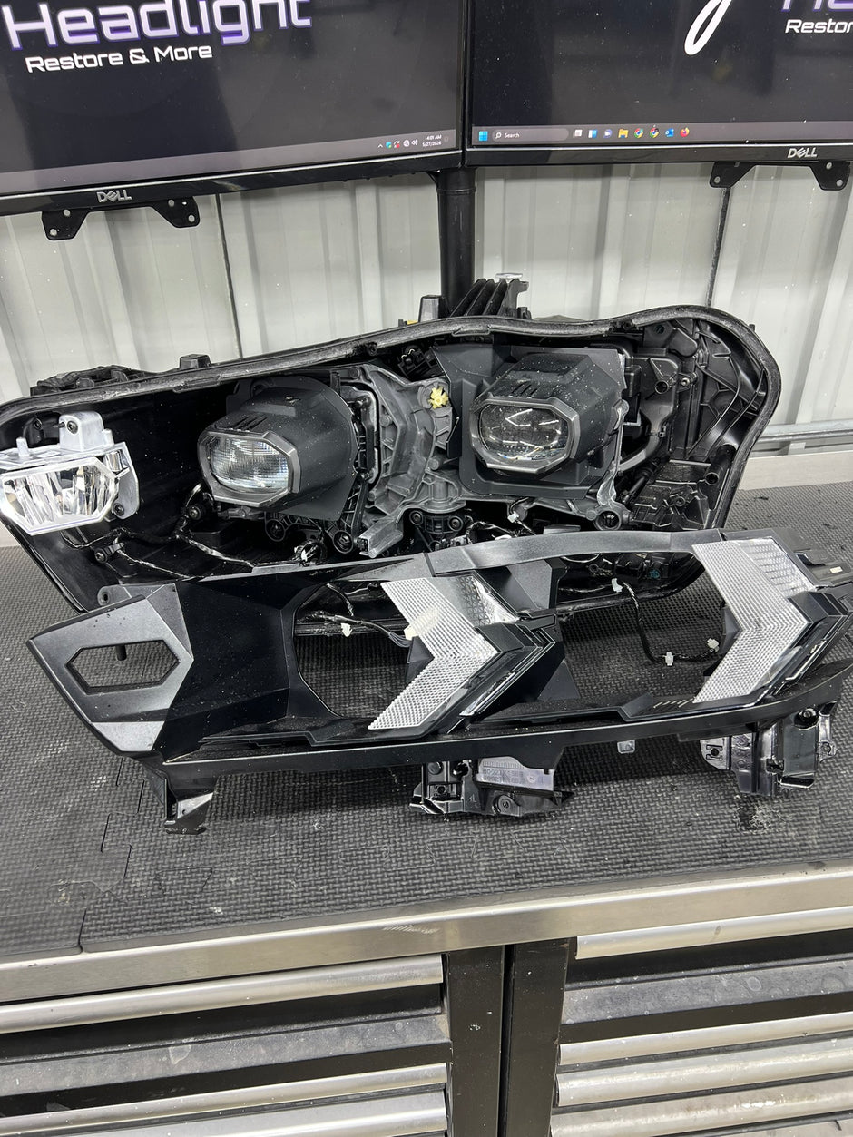 2024-2025 BMW X5 X6 F95 LCI Led Headlight Services