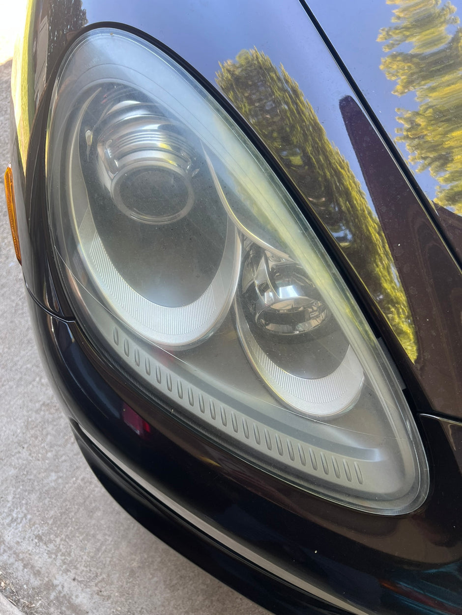 2011-2014 Porsche Cayenne 958.1 Headlight Services