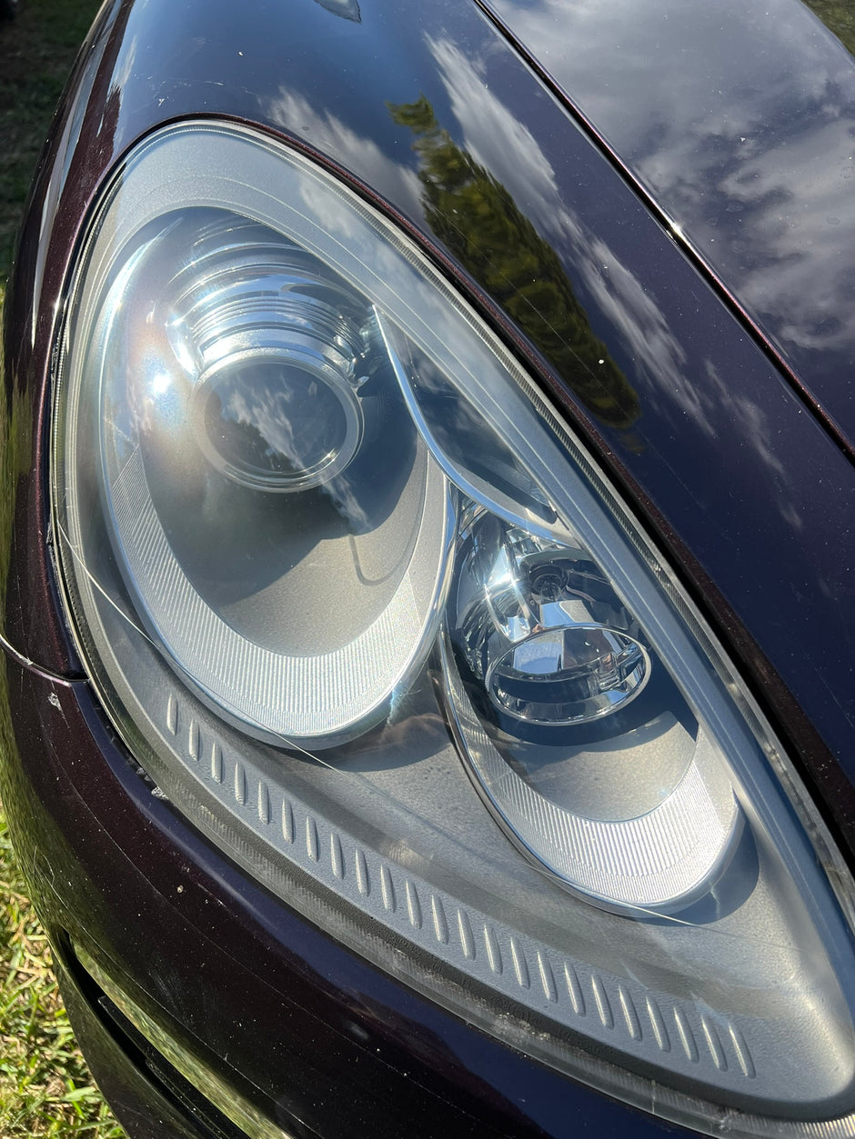 2011-2014 Porsche Cayenne 958.1 Headlight Services