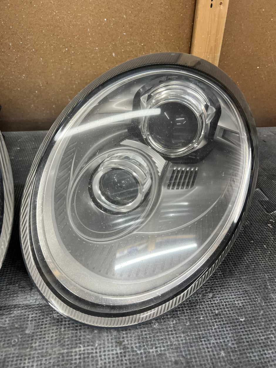 2004-2012 Porsche 911 Carrera (997) Headlight Services