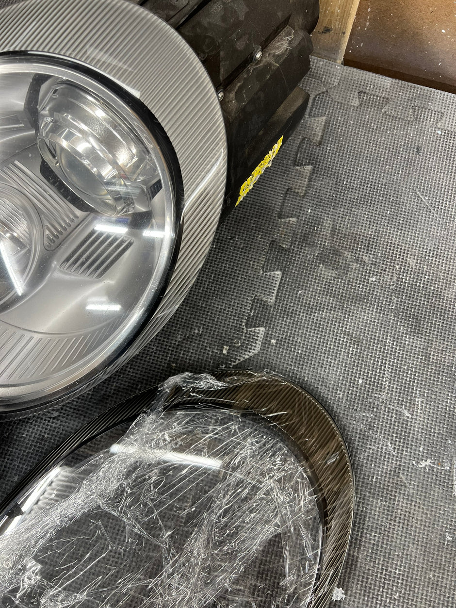 2004-2012 Porsche 911 Carrera (997) Headlight Services