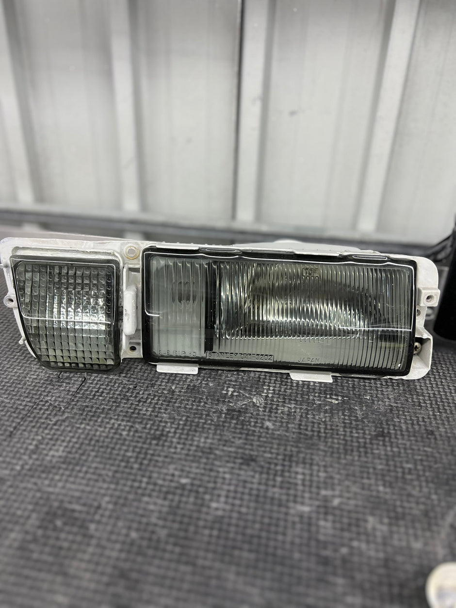 1982-1989 Plymouth Dodge Chrysler Conquest / Mitsubishi Starion