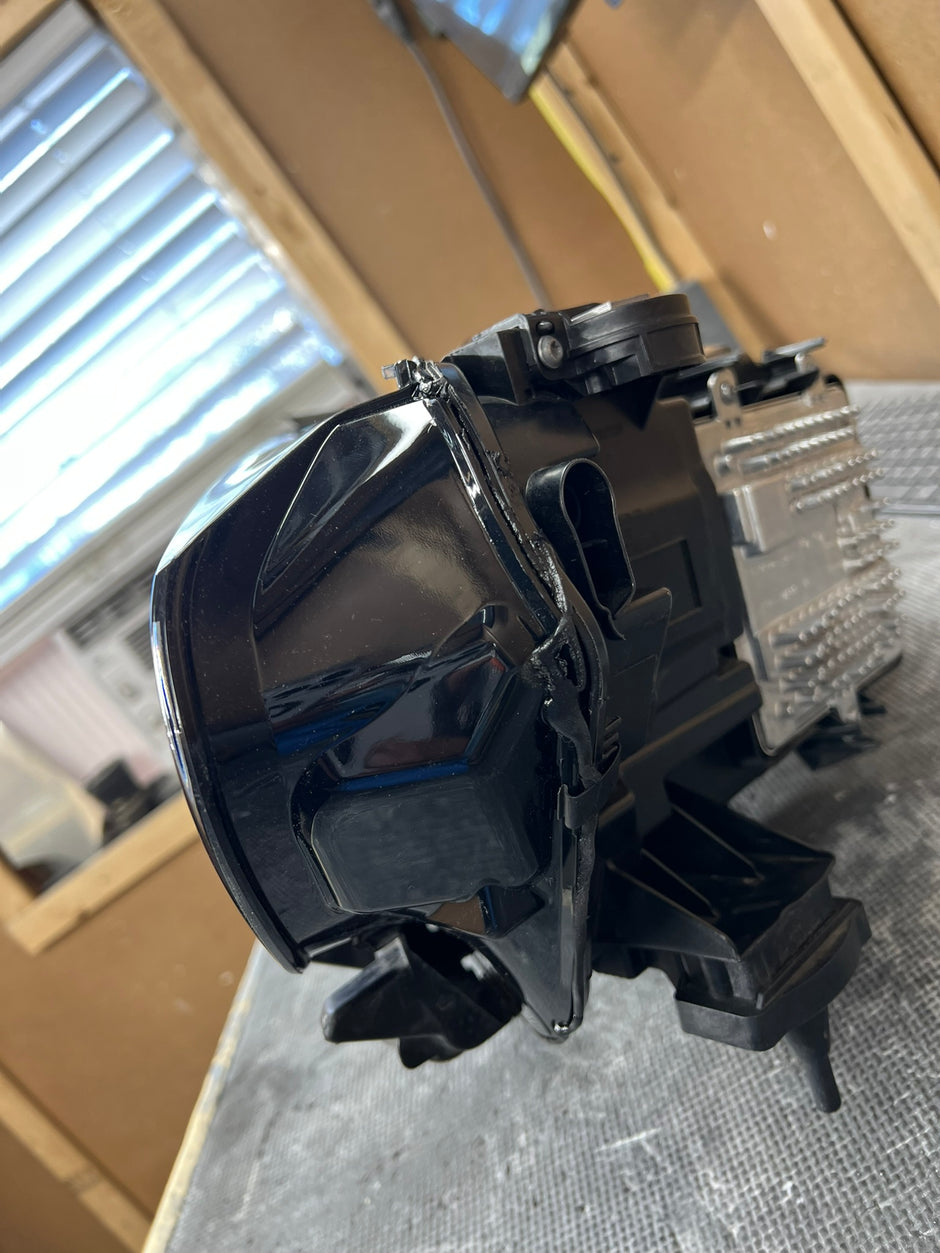 2019-2022 BMW X5 G05 G06 Headlight Services