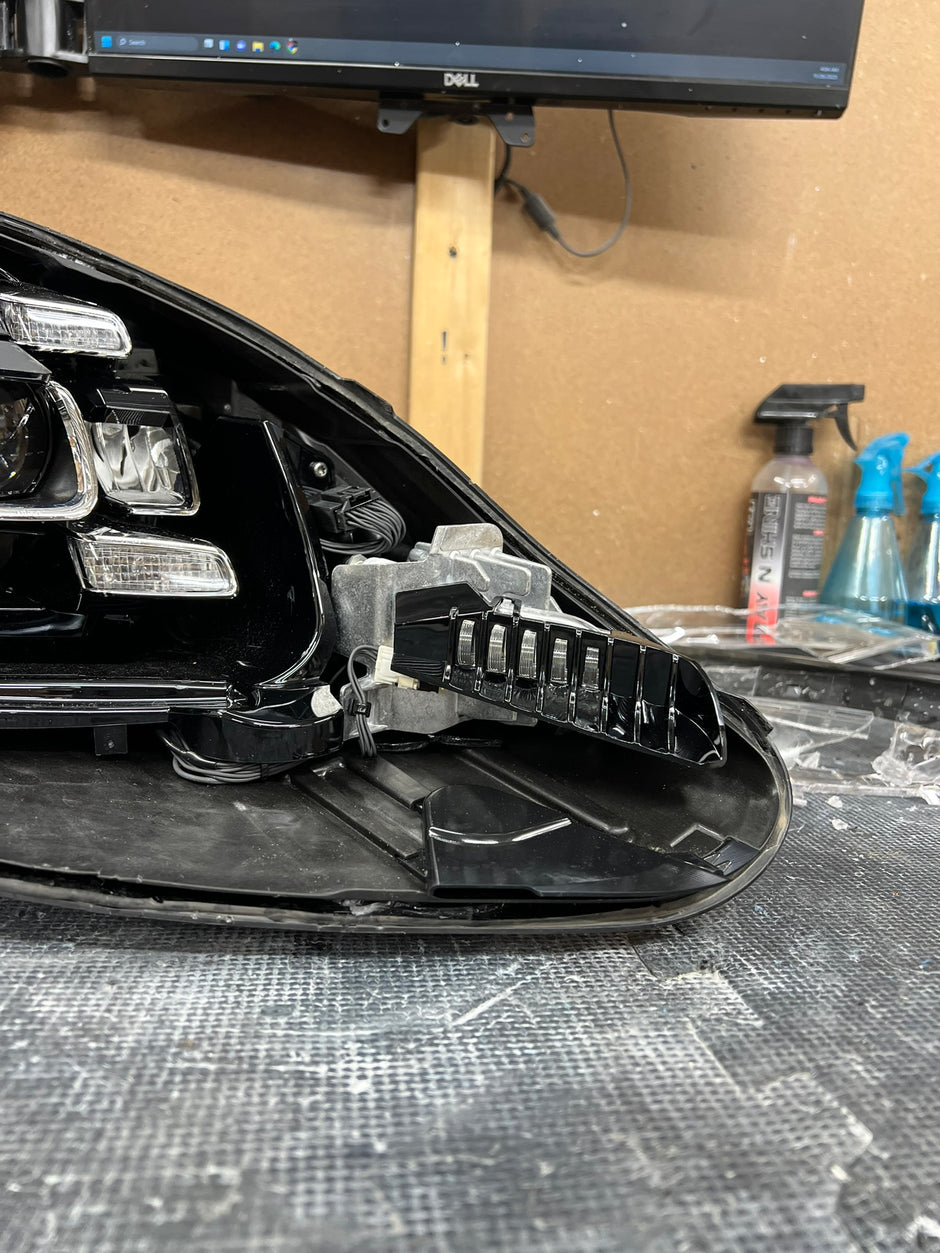 2017-2023 Porsche Panamera 971 Headlight Services