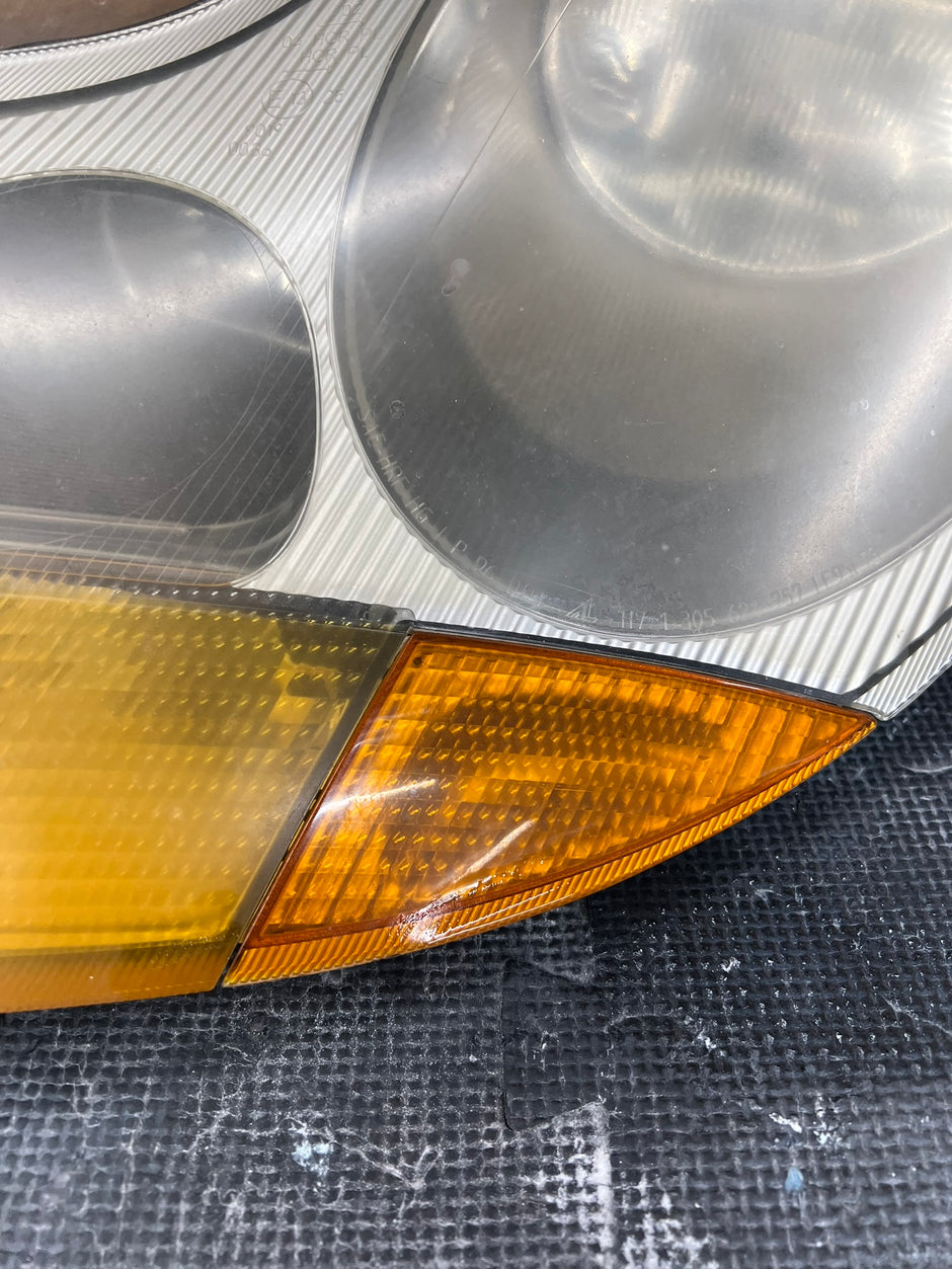 1997-2009 Porsche 911 (996) Headlight Services