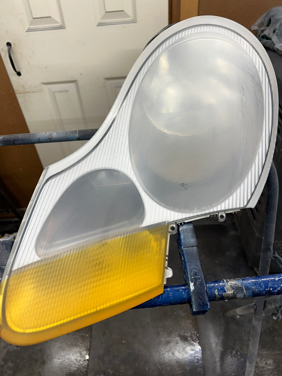 1997-2009 Porsche 911 (996) Headlight Services