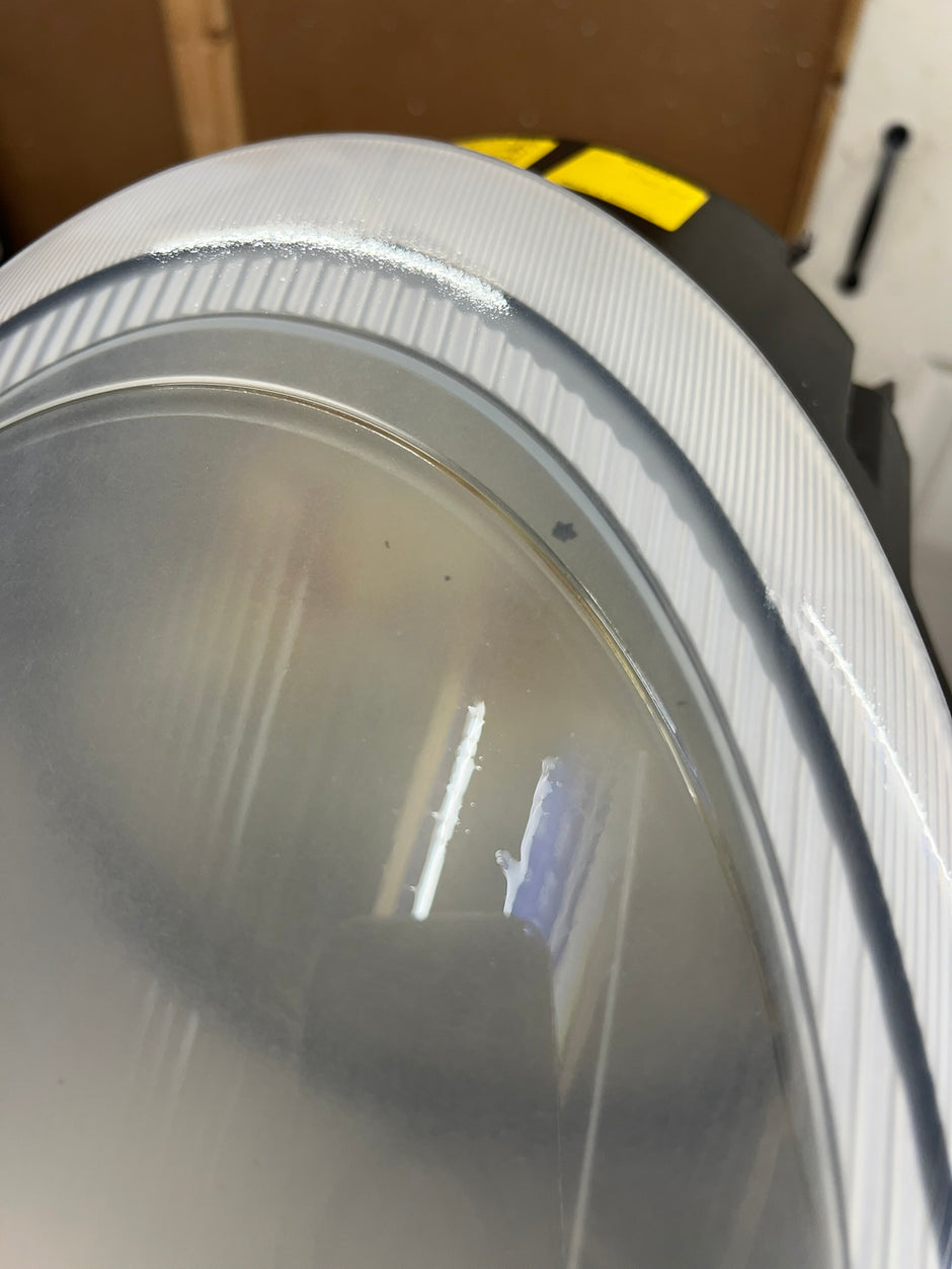 1997-2009 Porsche 911 (996) Headlight Services