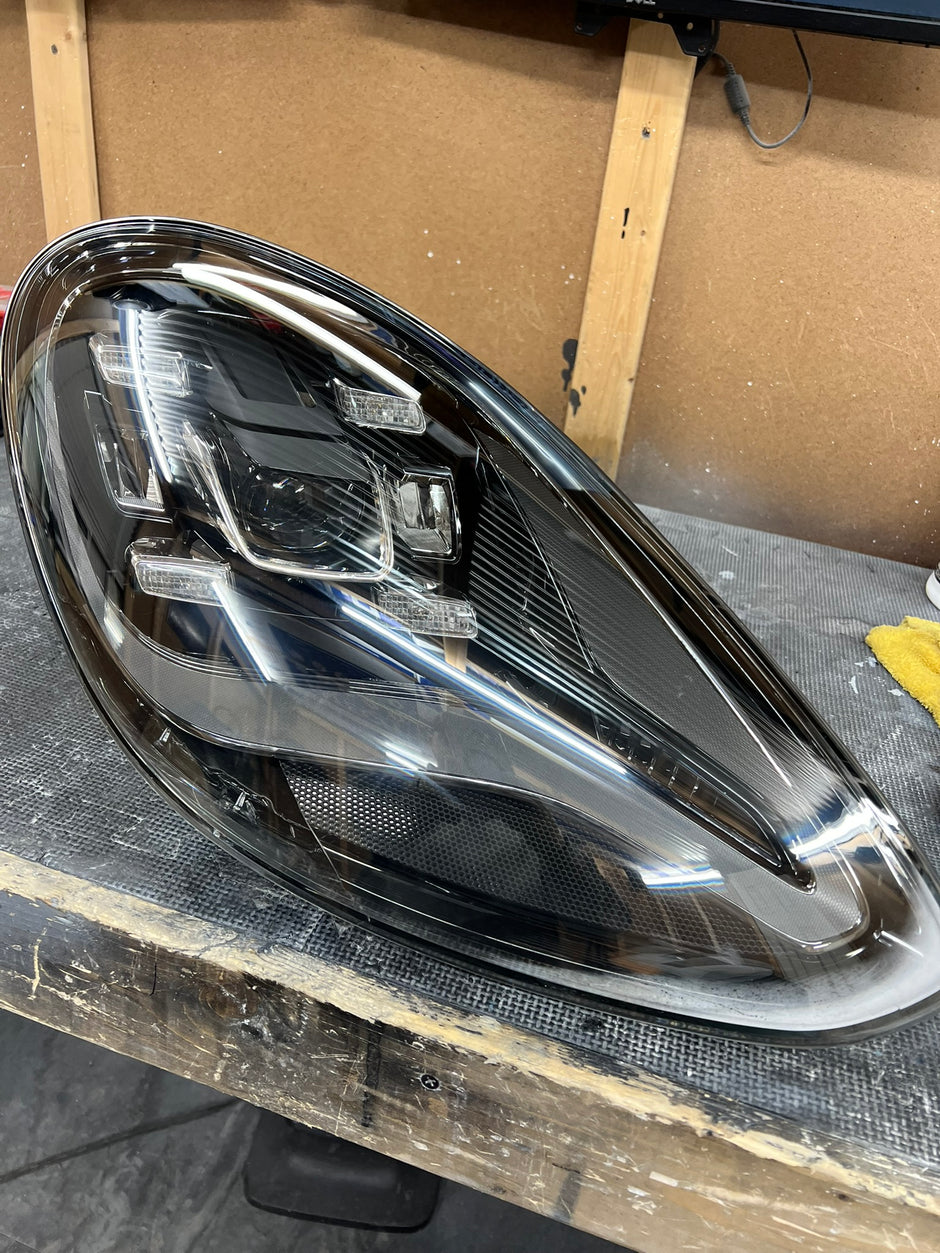 2017-2023 Porsche Panamera 971 Headlight Services