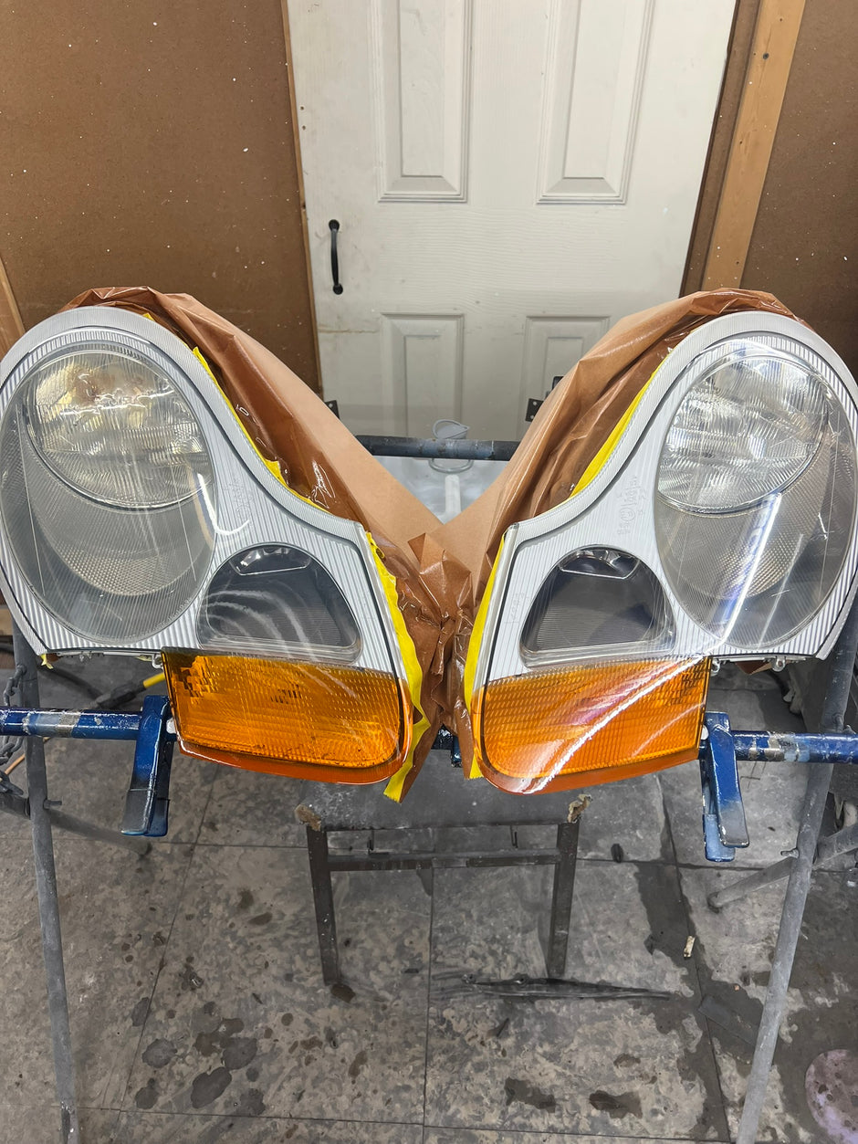 1997-2009 Porsche 911 (996) Headlight Services