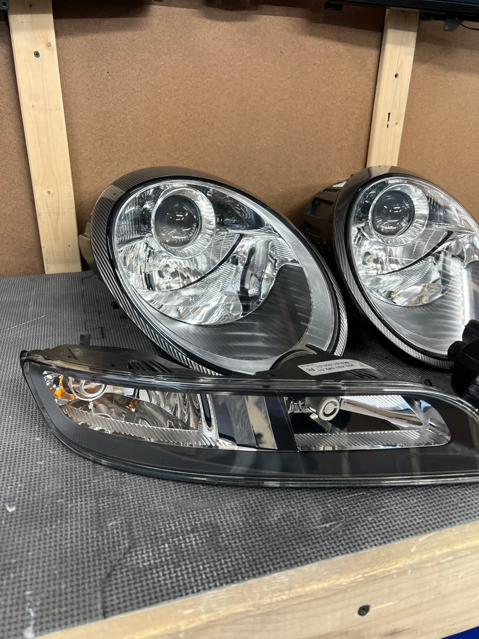 2004-2012 Porsche 911 Carrera (997) Headlight Services