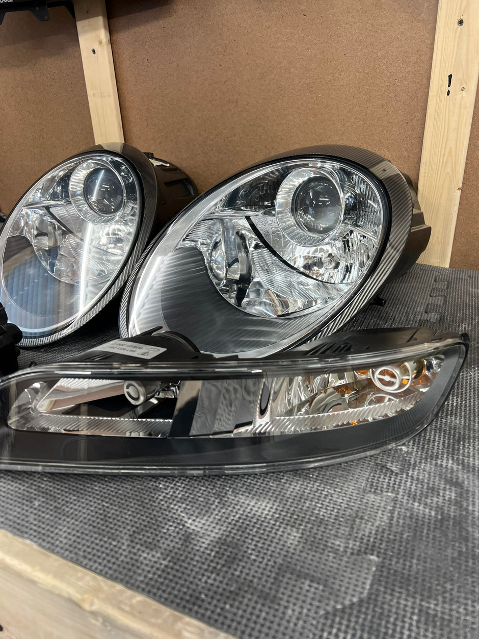 2004-2012 Porsche 911 Carrera (997) Headlight Services