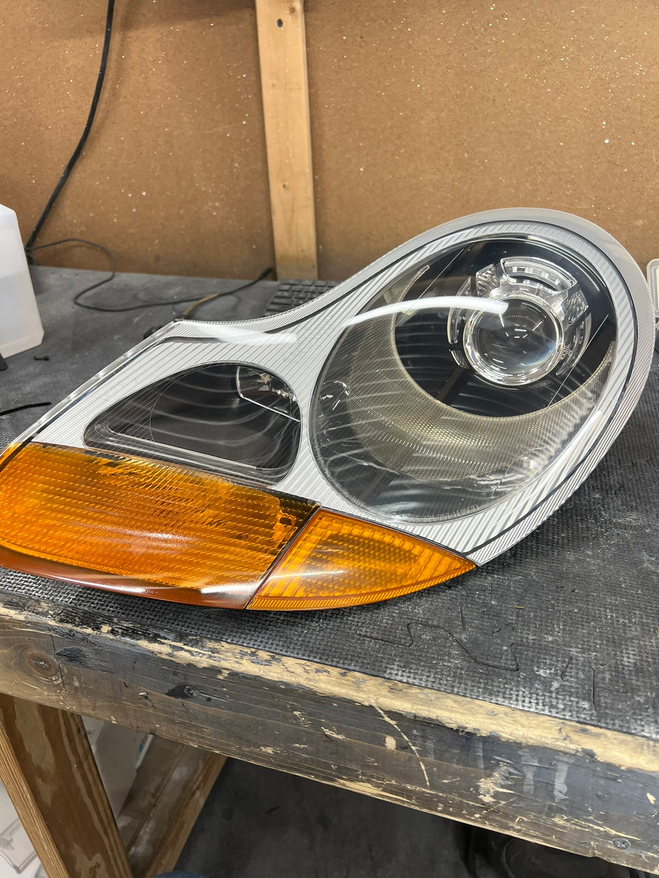 1997-2009 Porsche 911 (996) Headlight Services